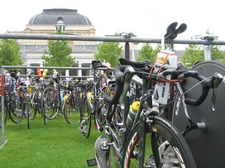 Wechselzone Fahrrad beim Ironman Wiesbaden 70.3 2008