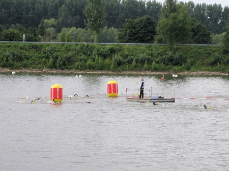 Wendepunkt Schwimmstrecke Ironman Wiesbaden 2008-1