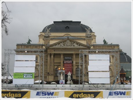 Theater mit Eisbahn